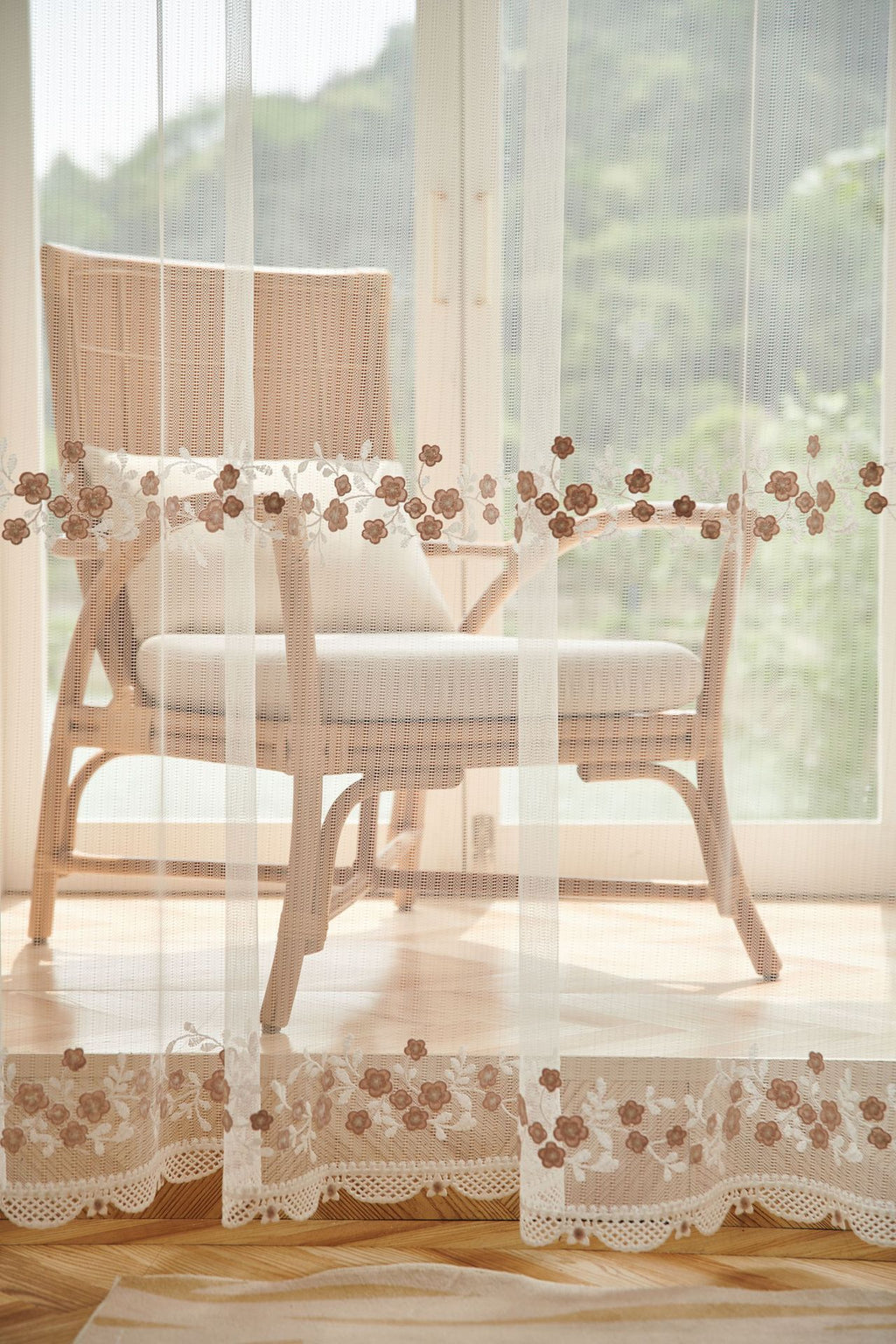 Embroidery Flower with Patterned Bottom Edge Sheer Curtain (Pink Flower)